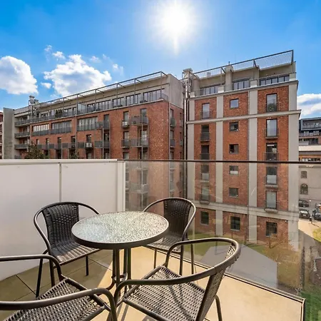 Zabłocie Deluxe Comfy By Bookinghost Apartament